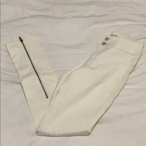 BCBGENERATION White Skinny Jeans BRAND NEW